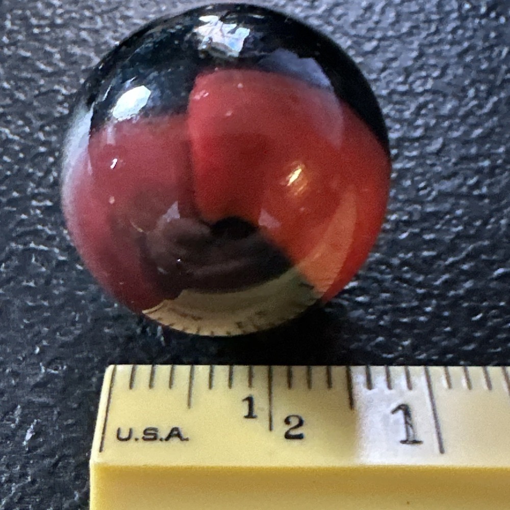 Vintage CAC, Peltier, Other  5/8"(Coral On Black‎ Base